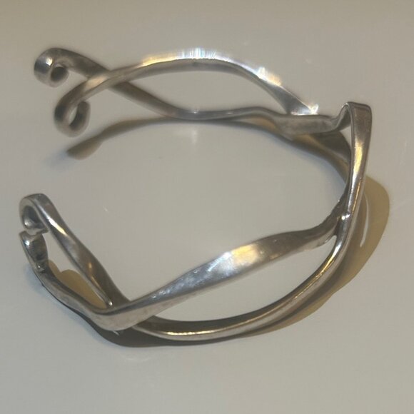 Pretty Sterling Silver women's cuff bracelet unique handmade custom wave design - Picture 4 of 5